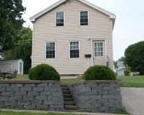 Photo of SUNY Oswego Off-Campus College Housing 267 2nd Street Oswego NY